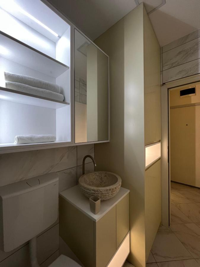 Center Deluxe Studio Apartman Nikšić Kültér fotó
